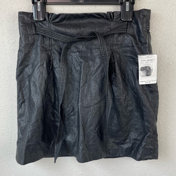 NWT Free People Faux Leather Skirt Size 10 - Picture 1 of 6